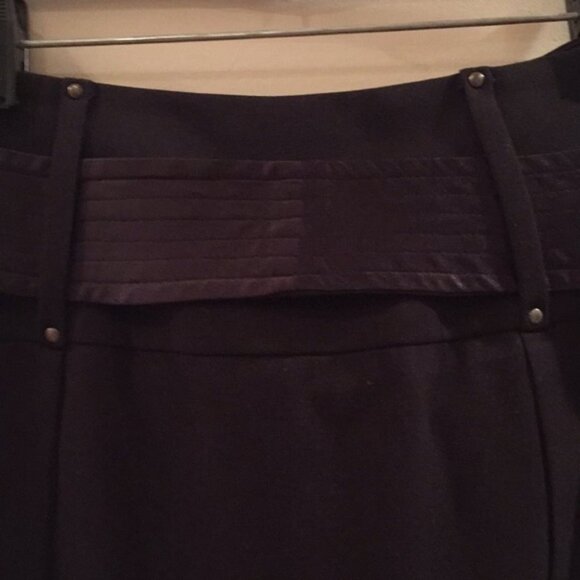 π€ Tahari Womenβs Black A-Line Skirt w/ Satin Waistband & Tie Belt | Size M π€ - Picture 3 of 8